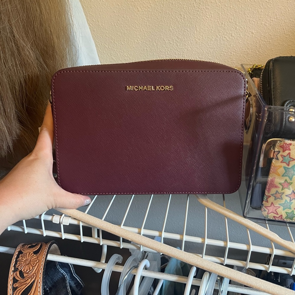 Michael Kors cross body